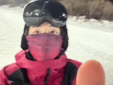 看第一遍就注意到这个问题,但在犹豫,最终决定还是要发出来,算是一个提醒吧#郝熠然 #云熠星河 #郝熠然滑雪 #滑雪