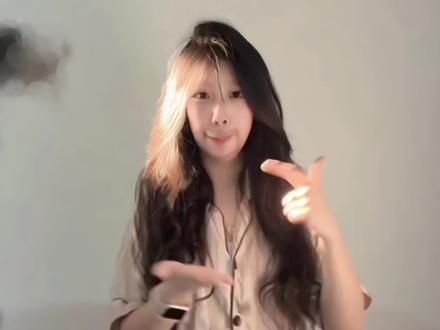 明天就要交稿了 怎么办呀~~ #法修散打 #手势舞教程 #饼干摇4 #手势舞模范生 #抖音潮流玩法