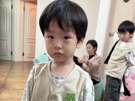 老二好的时候能给一个大人哄上天,坏的时候能给你气出高血压!#当当米乐 #阿爆静宜夫妇 #人类幼崽 #反骨