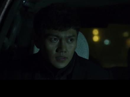 #精彩片段 对刘卫东进行抓捕,刘卫东突然掏枪对准心腹~