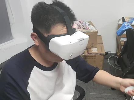 #nolosonic #nolosonic连续九次打卡返半价@nolo vr
手柄没电了怎么换电池,第一次是比较难扣