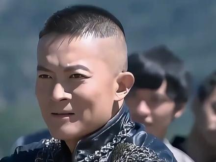 杨志刚:不再依赖哥哥们算长大吗?三个哥哥:算我们没用! #杨志刚 #郭靖宇 #不再依赖哥哥算长大吗 #打狗棍