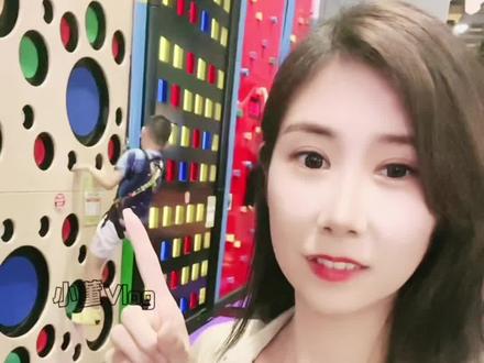 来体验运动带给我们的快乐吧!#室内游乐场 #亲子游玩好去处 #蹦床打卡网红蹦床 #美乐城 #暑假嗨玩计划