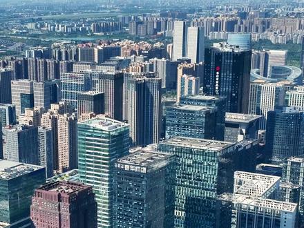 各地文旅之争被成都终结了 成都正在对中国城市文旅进行“降维打击”,它默默修了条长约70KM的“水上高速”,把游客直接送到“明朝首富破产现场”#成都 #文旅 #四川文旅 #眉山 #夜游锦江