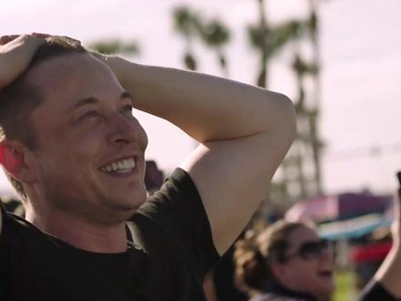 马斯克殖民火星计划的终极预言 马斯克殖民火星计划中最大的危险,其实根本不是火箭会不会爆炸,而是几百年后必然爆发的“星际独立战争”。