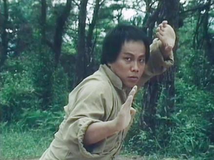 日本浪人侮辱中国功夫,陈真霸气出手 #黄元申 #梁小龙 #武侠#霍元甲