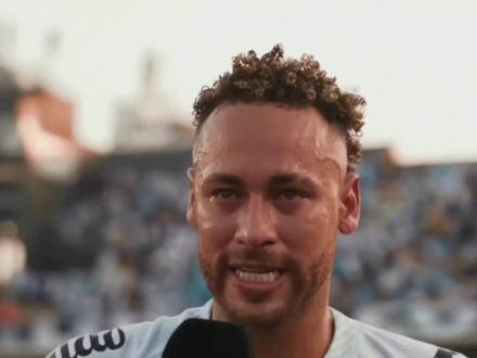 内马尔又要缺席世界杯了!ESPN巴西权威实锤,内马尔所在的桑托斯刻意隐瞒伤情真相,对外误导只是小伤。安切洛蒂不仅被虚假伤情信息误导,还顶着巴西名宿的舆论压力,才将他选进26人大名单。然而首战就要硬刚世界排名第8的摩洛哥,如今球员恢复周期远超预期,世界杯前无法合练,巴西队直接被摆了一道,这是拿世界杯当儿戏吗?#巴西队 #实况足球手游 #易球成名计划 #2026世界杯实况