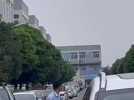 四川成都突发巨响,是歼20搭载涡扇15首飞,产生的音爆吗?