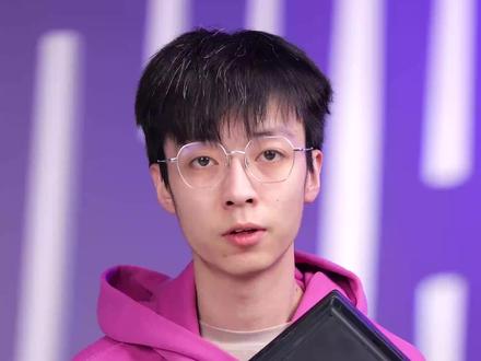 电脑上的雷电接口到底有什么用?#电脑知识 #数码科技 #笔记本电脑