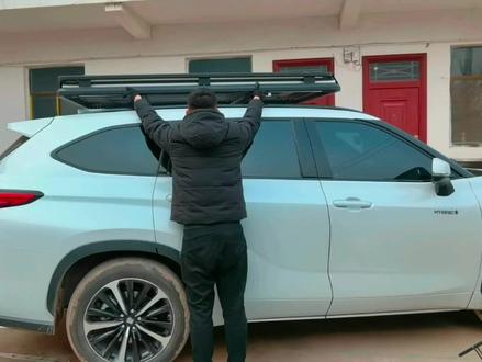 #皇冠陆放 也可以安装#锦囊隐藏帐篷行李架 #自驾游 秒变露营基地@抖音小助手 全景天窗出入