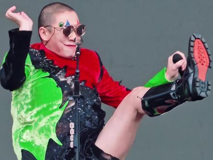三百六十行 摇滚你在行🤟🏿唢呐听的我燃起来了 #二手玫瑰 #二手玫瑰乐队 #梁龙 #摇滚 #丫够燥的