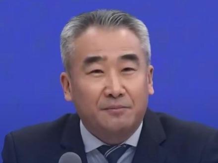 国家卫健委:推动3岁以下婴幼儿照护个人所得税专项附加扣除,降低家庭养育成本。鼓励降低托育服务价格,让婴幼儿家庭“托得起”。