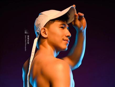 推特上的那些摄影师
深夜名堂#推特 #腹肌 #男写真