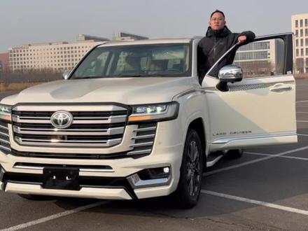 你准备开什么车回家过年?兰德酷路泽行吗 #陆地巡洋舰 #酷路泽LC300#酷路泽 #LC300 #天津港张老板