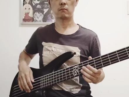 什么是贝斯?来看看贝斯和吉他的区别!#电吉他 #摇滚 #贝斯