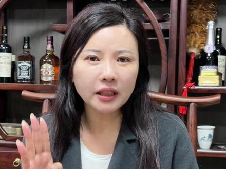 白银行情火爆致基金限购升级,1 月 28 日起停止新买入,理性投资别追高。#白银停购 #白银基金 #白银 #黄金#车金融