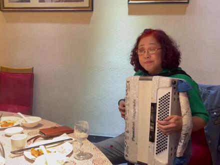 电影🎬芳华(草原女民兵)王茗教授演奏