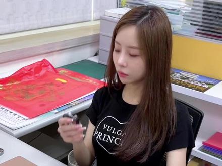 摸鱼技巧大公开⋯这班上的真明白 #上热搜 #兔兔🐰 #Meowshort短剧 #万万没想到 #内容过于真实