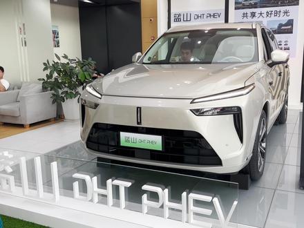 全新长城魏派蓝山四驱版试驾报告 #新车试驾评测 #长城魏派蓝山 #魏派蓝山 #长城蓝山