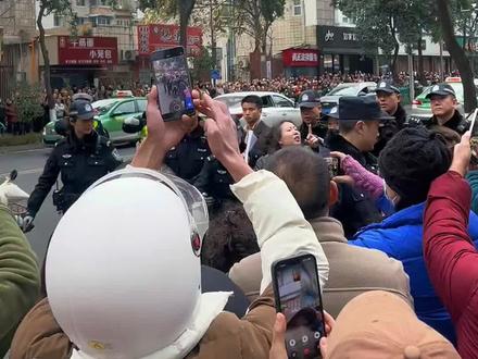 紫雅妈妈加油 愿紫雅妈妈抗诉成功@成都紫雅妈妈