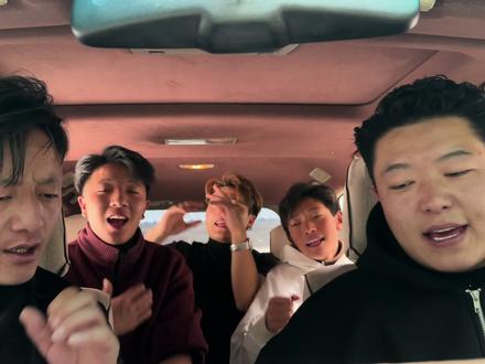 到底是谁???😂😂😂