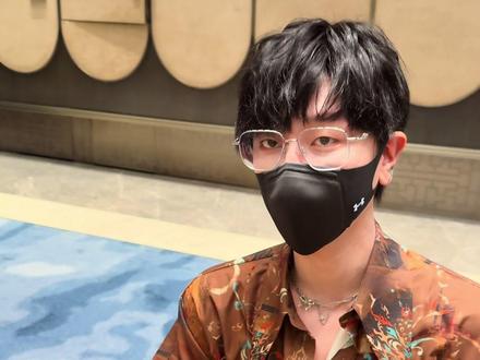少爷,董事长让我来接你回家了…… #景向谁依 #配音演员 #仅用0秒就接受了自己的新身份 #cv 都来坐我们家少爷的私人飞机啊