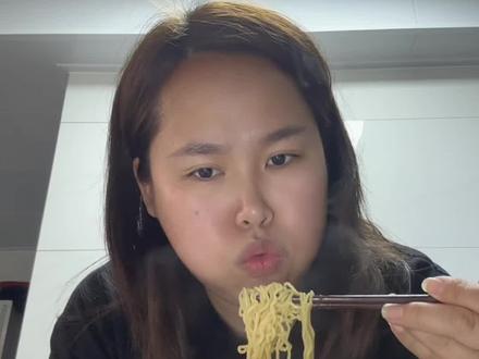 喝一天小黄油美式数字有啥变化?千万不要像我一样喝那么多冷冻的啊😭