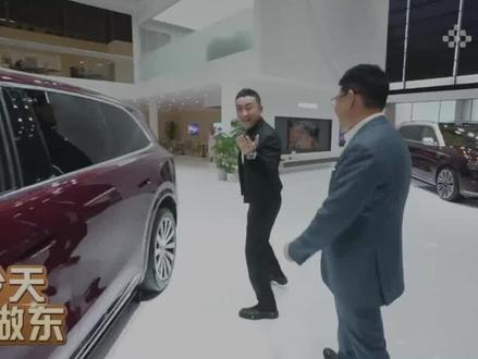 问界M6内饰首次曝光,太多黑科技加持了! #问界M6#上海AWE #AWE华为全场景智慧生活 #鸿蒙智行 #余承东尼格买提AWE沉浸式直播