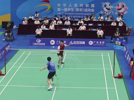 学青会上演羽毛球国青“一哥大战” 武汉朱轩辰惜败屈居亚军#学青会