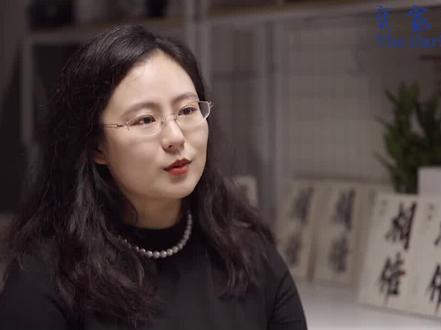 对话渐冻症创业者蔡磊的妻子段睿 为了挽救蔡磊的生命,段睿辞去了会计师事务所主管合伙人的工作,全身心投入到公益直播中。
#蔡磊 #渐冻症 #直播