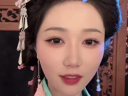 万渣朝凰的定妆也好美😍🥝上可以预约啦👏#岳雨婷《2026.03.13》#直播录屏分享