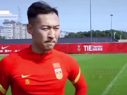 “海参宁可烂在海里”刷屏
媒体人爆料:是李铁拉的广告#国足