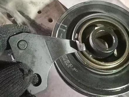 13款福特蒙迪欧1.5T发动机正时皮带对法!#汽车保养与维修 #抖音记录修理工的日常 #每天一个用车知识 #汽车知识分享# 抖音小助手热门推荐正能量实在干货。