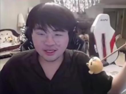 红莲一副忠臣的样子,真的很好笑#zz1tai姿态