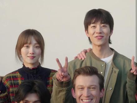 《在你灿烂的季节》第五集,刚甜就虐!鲜于灿记起一部分记忆, 嘏烂的男友就是恩格尔大渣男啊!#在你灿烂的季节 #李圣经 #蔡钟协 #了不起的精讲团