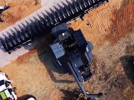 芬特10T带24行75厘米行距玉米割台