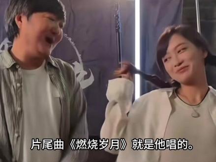 别笑王大治在城墙根下唱歌土,你可能连给他提鞋都不配。#人物故事 #上热搜 #王大治 #创作者扶持计划 #社会百态 @DOU+小助手