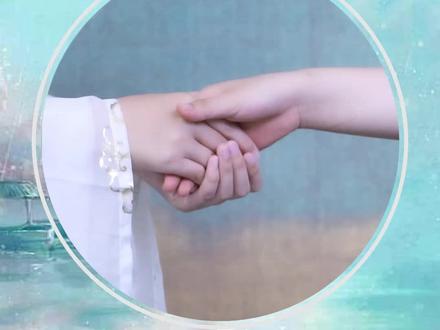 叮!握手方式千千万,遇见闺蜜晃一晃!#礼仪 #礼仪文化