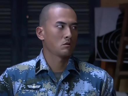 张冲vs巴郎#火蓝刀锋#搞笑片段#热门#剧情