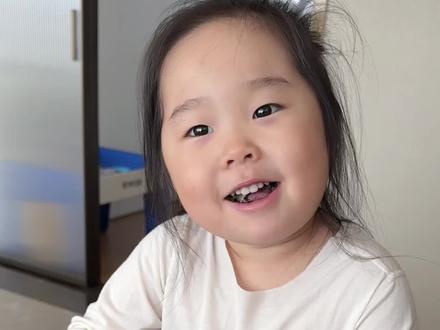 拥有什么就享受什么 有句话怎么说来着:幸福不是得到你想要的一切,而是享受你现在所拥有的一切,陪伴是情感上的共枕振,而不是漫不经心地敷衍
