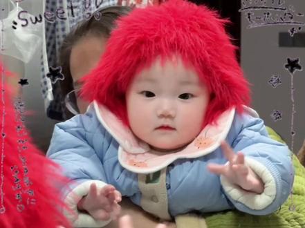 帽子教程来噜,大家还想看月坨戴啥颜色😂#宝妈分享 #搞笑#非主流 #钩针帽子