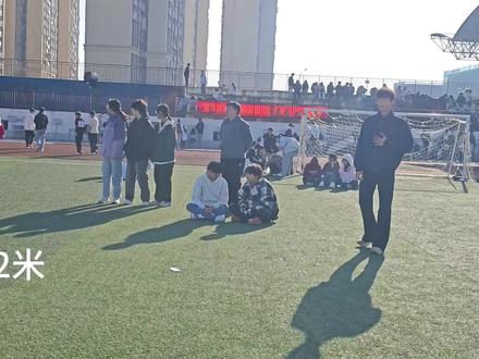 低水平不要喷#运动会#跳高 #运动会