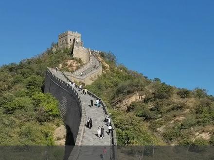 游览八达岭保姆级攻略,一定耐心看完。国庆节坐车去八达岭,切记早出门,车上少喝水!您懂的!还有啥不懂的评论区聊聊#八达岭长城 #北京旅游#国庆节出游 @北京璐姐