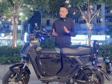 #上热门 奇迹牛4.0,速度80#每日推荐好车 #小牛电动车 #深圳电动车 #dou是好车