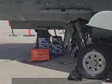 印度“光辉”战机竟在迪拜航展上漏油?印度军事网站忙发文澄清