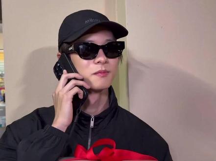 紧张害羞送蛋糕的小狗视角来了!好奶啊!
#pooh #ppoohkt #吴昱珩 #pooh噗噗 #pooh吴昱珩