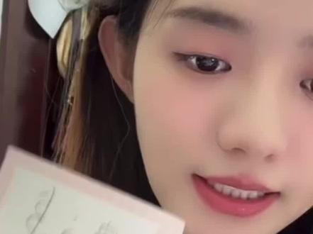 针对48不安排姜杉,杉宝本人提供8.6/7日口袋线上握手会直播活动!一个夜蝶即可获得一个业务!还不心动吗!这不必48良心吗!#姜杉 #塞纳河 #snh48 #直播录屏回放 #snh48握手会