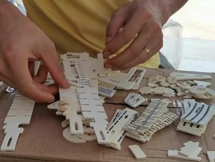 木制3D立体拼图(M4--16)拼装教程