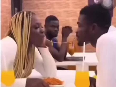 大家玩玩情人节的梗就得了 别14号凌晨十二点真发个对象出来#不可思议 #情人节 #