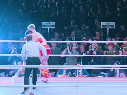 洛奇4:下集 #抖音精选#励志电影#神奇的闲鱼 #吃喝玩乐先上闲鱼 #闲鱼省钱神券